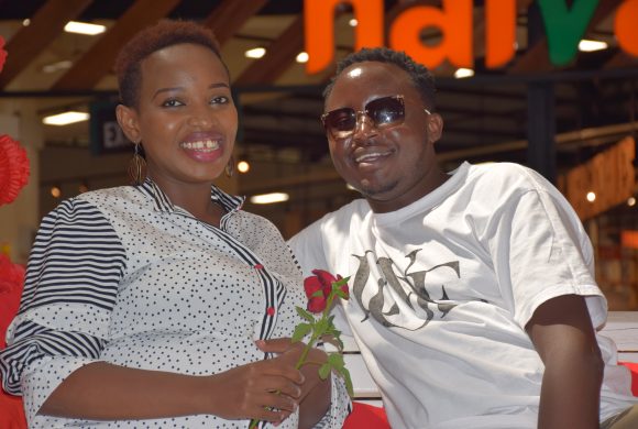 Valentines Activation – Gifting by the Mascots